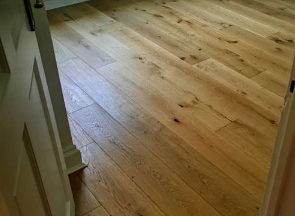 Laminate flooring installation